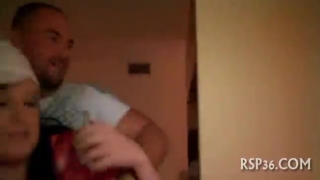 Teen surrenders her fuckholes